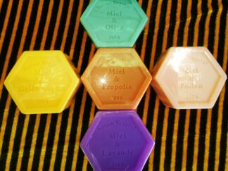 5 Savons au choix (miel/Pollen, miel/gelée royale, miel/propolis,Miel/lavande, miel/huile d'olive)